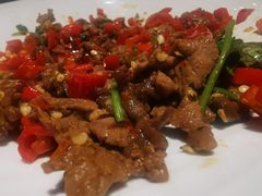 龙爪菌炒黄牛肉-阿斯牛牛·凉山菜(新会展店)