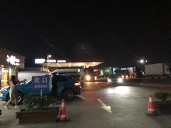 -小昆山服务区-停车场