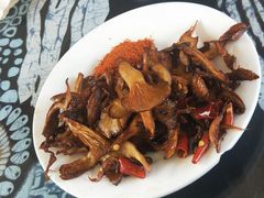 炸菌子-勺子米线·云南传统小吃市集(四方街店)