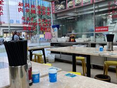 -华威达牛庄(黄埔大道西店)