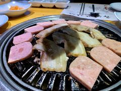 -唯成•韩国炭火烤肉 유성고기