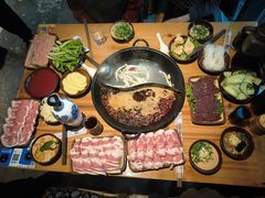 -壹兆圆重庆火锅手工炒底料(长白格林玫瑰湾店)