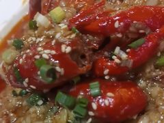 -老街烧烤大排档·地道湖北菜·龙虾馆(汉口火车站店)