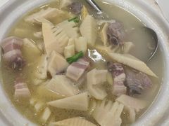 -金时代顺风大酒店(临港百联店)