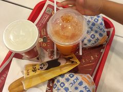 -肯德基(虹桥机场T2北指廊精选外卖点店)