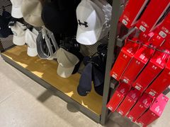 -LuOne凯德晶萃广场(徐家汇路店)