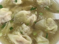 -珊珊小笼馆(仙霞路店)