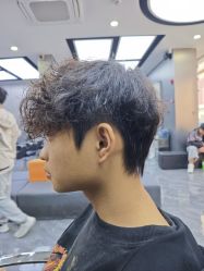 -米可造型烫发染发