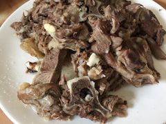 手抓羊肉-苏莱特色牛骨滩羊手抓馆(长城东街总店)