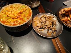 -阿里家·新疆烤肉酒場 by MIG