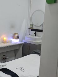 -黎蓓露·徒手骨雕蛋白抗衰·调肤管理