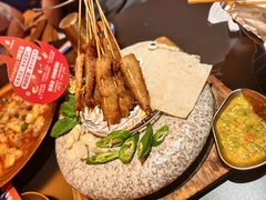 -何师烧烤·香辣蟹·川菜·30年老品牌(太古里旗舰店)