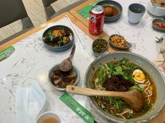 -百春原湖南牛肉粉(百联世纪店)