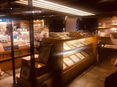 -猫的天空之城概念书店(苏州诚品店)
