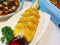 -嗨辣小聚·盘锦河蟹·海鲜烧烤龙虾(盘锦十年好店)