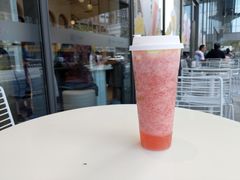 草莓桃子酪酪-Yearn Tours妍图(昆山万象汇店)