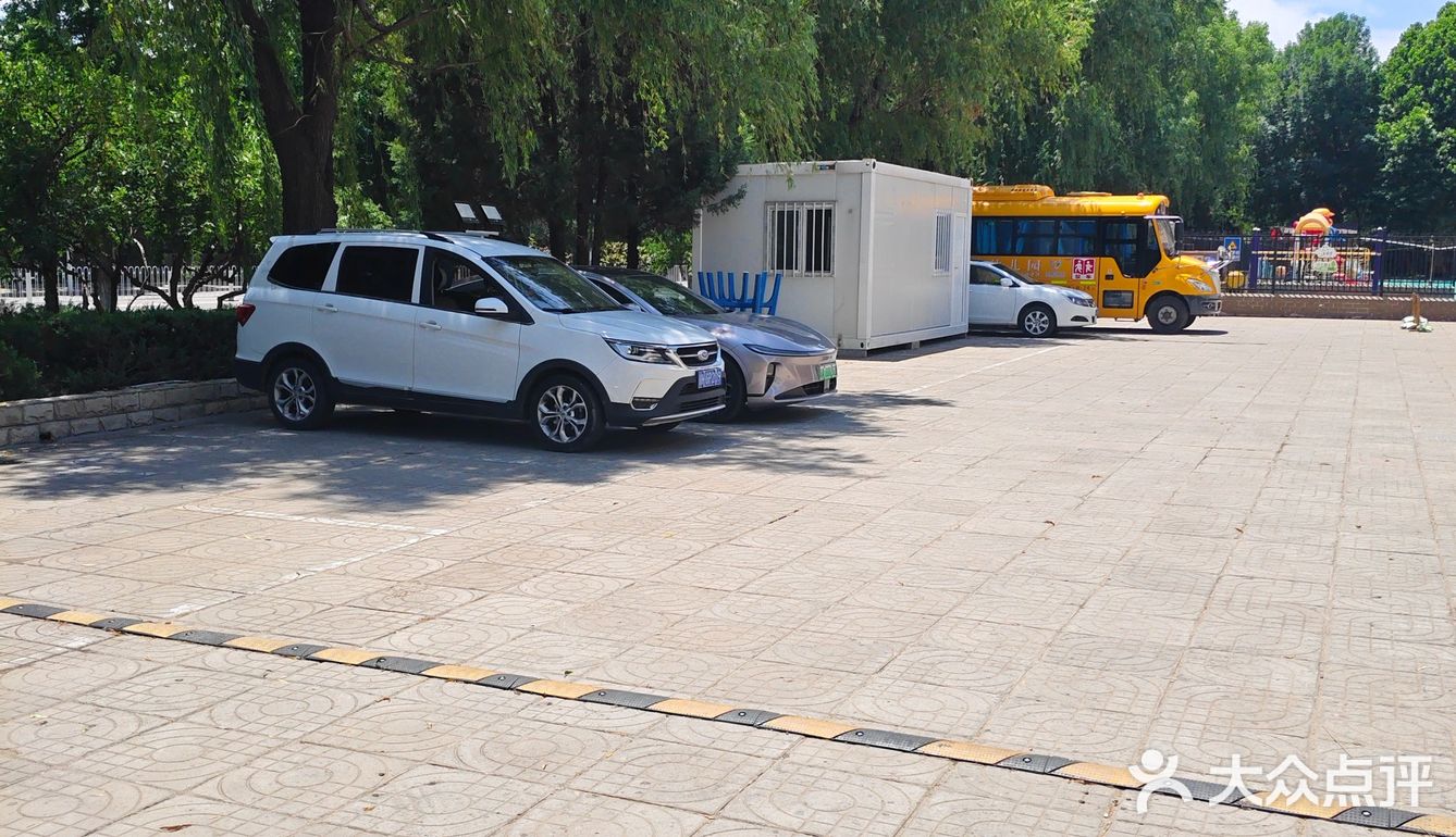 坐标南宫📍值得三刷的宝藏餐馆-鱼杂锅封神！