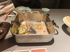 -左庭右院鲜牛肉火锅黑金店(陆家嘴中心店)