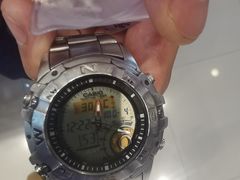 -盛华60年名表维修服务中心