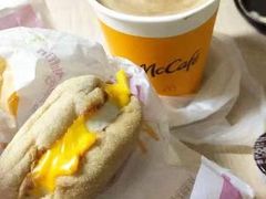 -麦当劳(假日广场店)