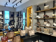 -洋洋广场(南街店)