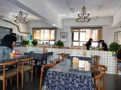 大堂-八两八金·莱芜特色炒鸡(市南漳浦路店)