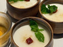 蜂巢酸奶-四季民福烤鸭店(外滩外白渡桥店)