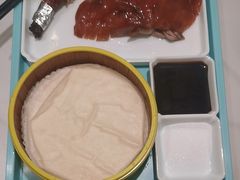 -姚姚酸菜鱼·金戈戈香港豉油鸡(喜荟城联名店)