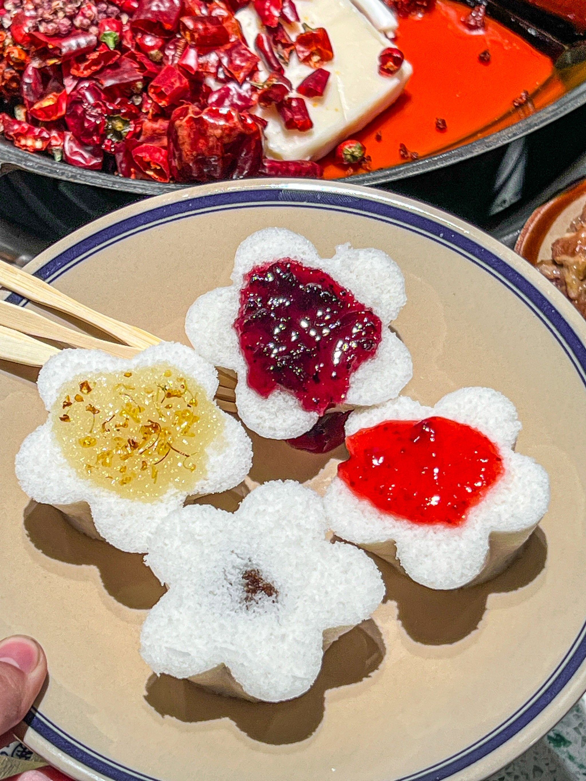 2r一个的冲冲糕吃到了!吃到了!