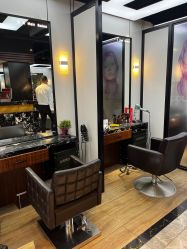 -Z.X HAIR SALON张新美业