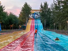 -欢乐水魔方水世界
