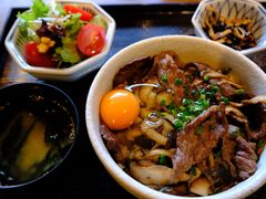 -炼火烤肉店