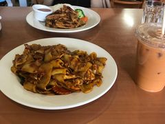 -Thai La Ong - Newtown