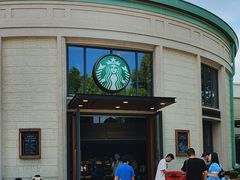 -星巴克(迪士尼小镇店)