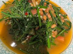 番茄炒水蕨菜-蔼若春.传承三十年云南菜(金碧公园店)