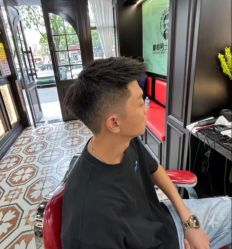 -豪帅男士理容馆