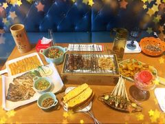 -小董哥烤串·爆汁大油边(故宫店)