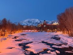 -乡村馕坑肉·烧烤·新疆菜·本地人更爱吃(阿勒泰首店)
