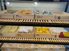 -牛朋牛奶棚(南昌路店)