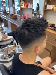 -MARTIN'S BARBER SHOP男士理发馆