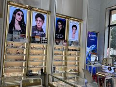 -世纪大明眼镜·蔡司授权店(武昌旗舰店)