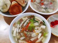 鱼丸豆腐汤-潭式煎包(西航路店)
