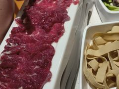 -浪里寻·臻牛养生牛肉火锅(方圆荟店)