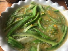 -堤边美食