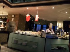 -唐拉雅秀酒店-西锦汇空中BBQ·思创餐厅