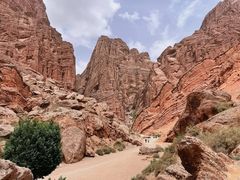 -天山神秘大峡谷