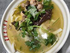 -文山荷鲜居(翠湖店)