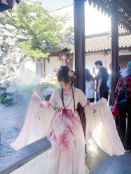 -梦回汉唐汉服旗袍体验馆(拙政园店)