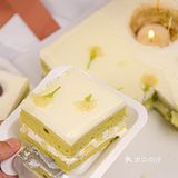 乘着春风💖吃着茉莉密瓜蛋糕🧁开心到爆炸💥