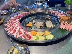 -哈哈碳都·牛肋条无限自助烤肉(台江万达店)